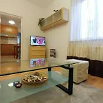 Apartament Oficyna - Bon Turystyczny